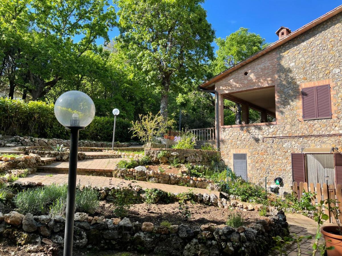 Villa Lilia By Let Siena Buitenkant foto