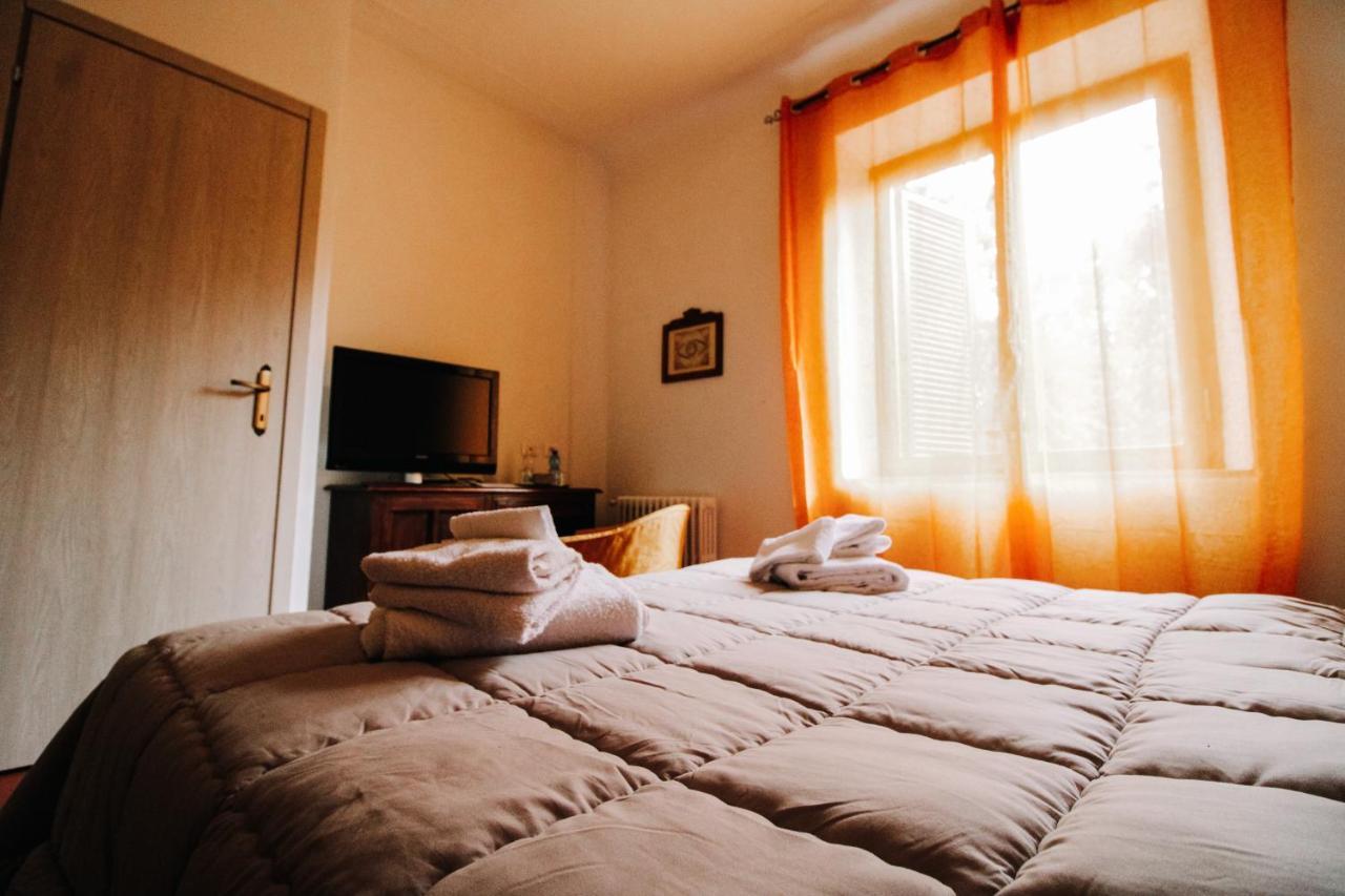 Villa Lilia By Let Siena Buitenkant foto