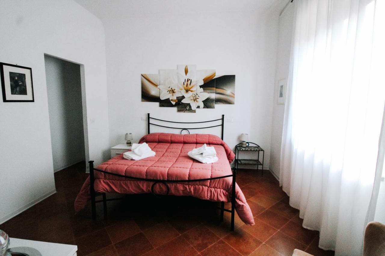 Villa Lilia By Let Siena Buitenkant foto