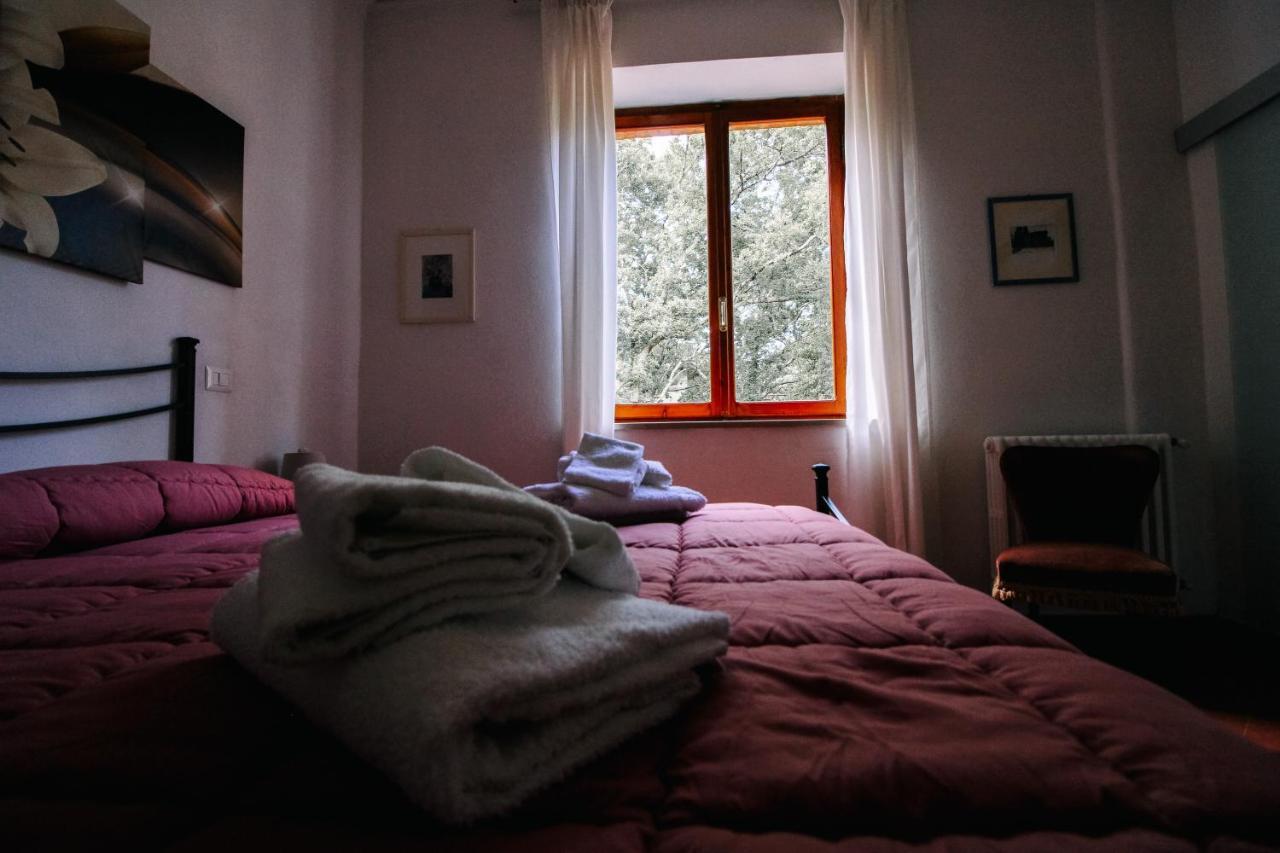 Villa Lilia By Let Siena Buitenkant foto