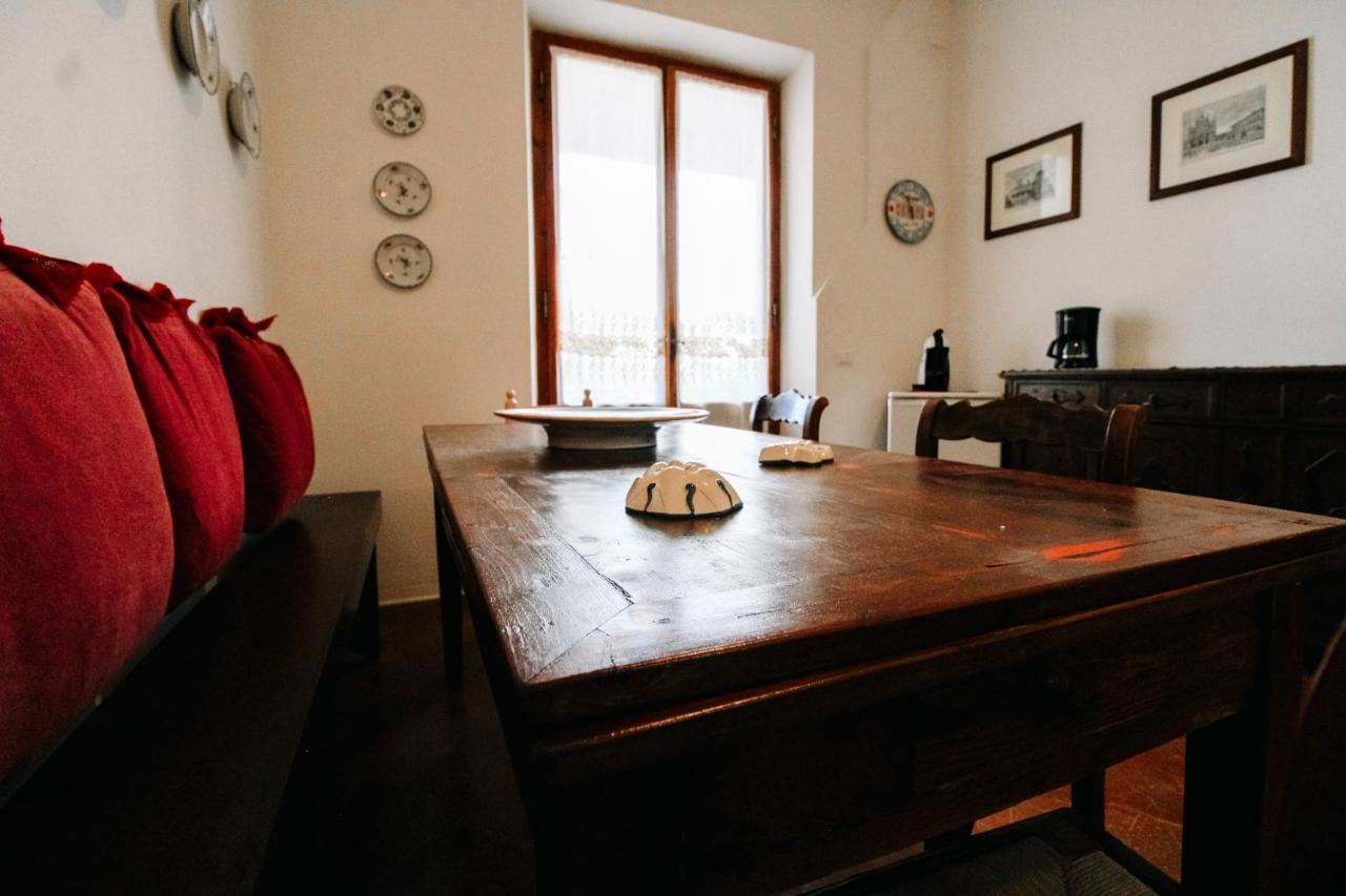 Villa Lilia By Let Siena Buitenkant foto